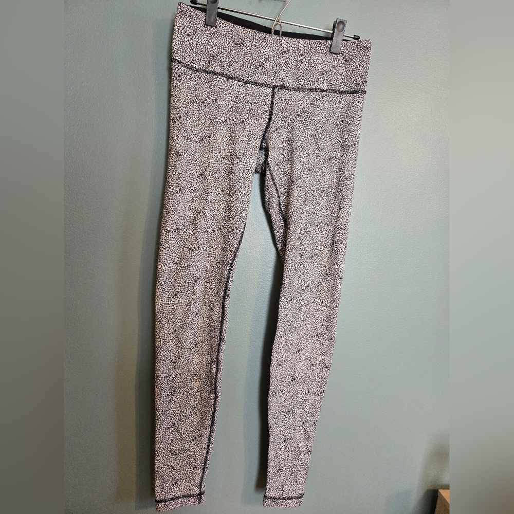 lululemon Black & White Floral Leggings